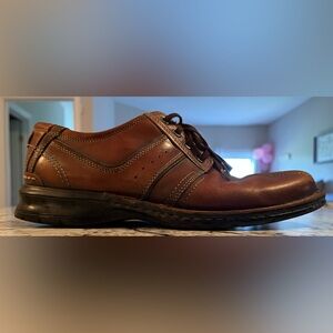Clark’s Men’s dress shoes size 11